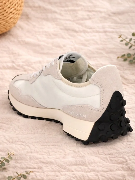 New Balance Footwear 327 Suede Sneaker - NEW Without Tags - Picture 3 of 3